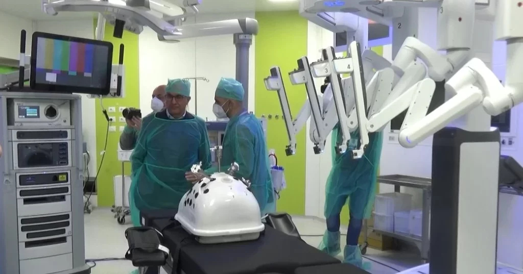 All’Annunziata di Cosenza arriva il Robot Da Vinci Sp: rivoluzione nella chirurgia robotica