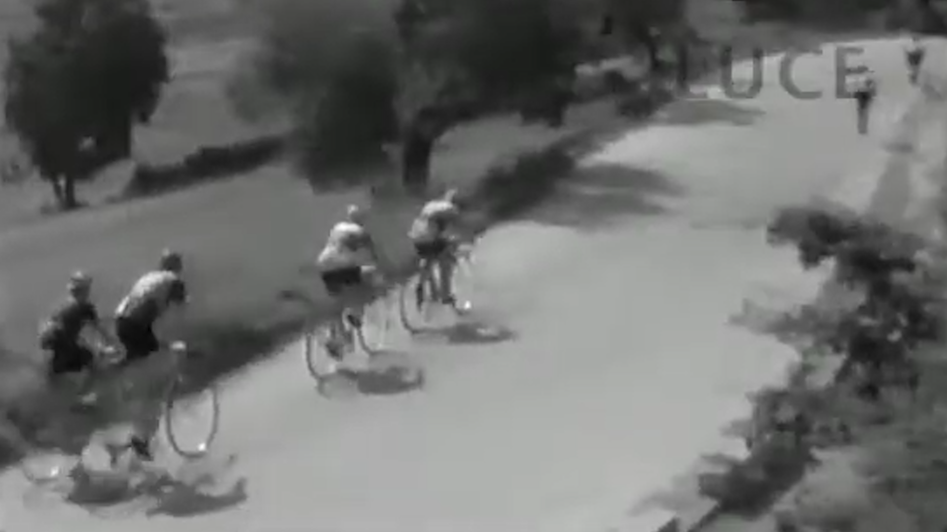 corsa ciclistica Cosenza 1955 video storico