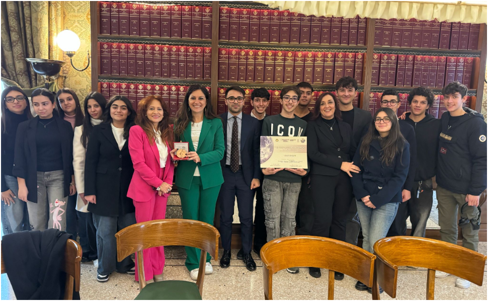 Premio “La notte della luna”: la Presidente Succurro incontra gli studenti del Liceo Scorza