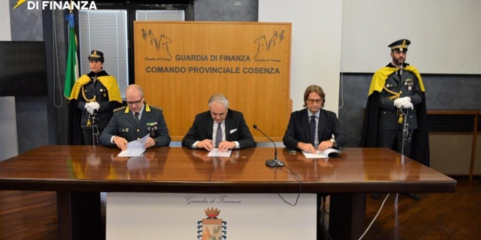 Paola, accordo tra Procura, Guardia di Finanza e Agenzia delle Entrate contro l’evasione fiscale