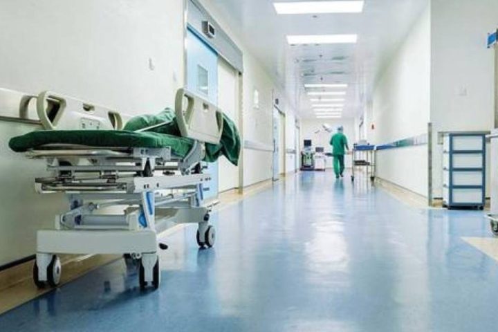 Robot chirurgico “Da Vinci”, Cosenza lo ottiene e Reggio no: scoppia il caso sulla revoca dell’acquisto al Gom