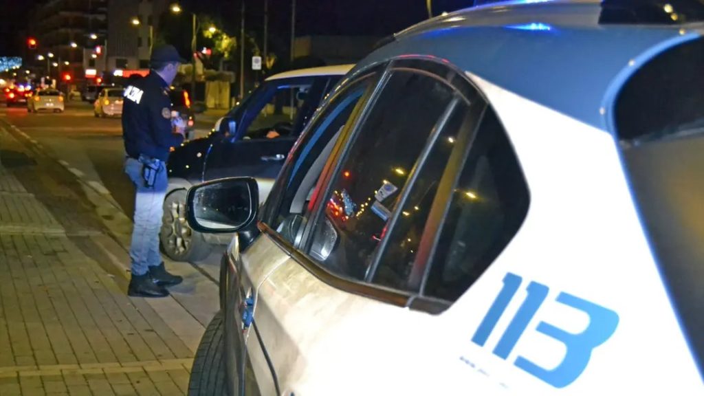 Luzzi e Paola, chiusi per 15 giorni due locali frequentati da pregiudicati: provvedimento della Questura